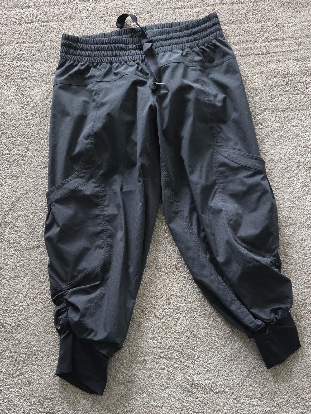 Lululemon crop pants